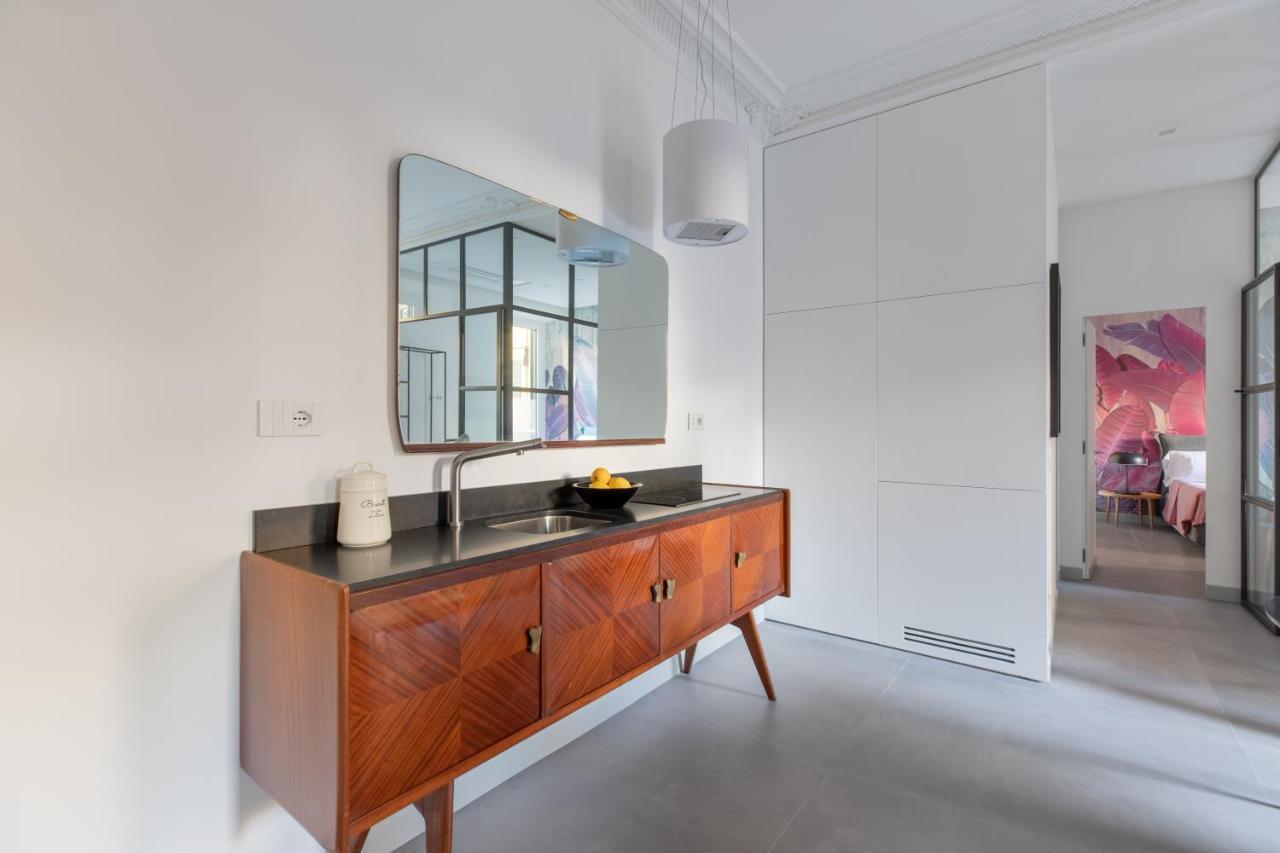 Twin Flowers Apartment In San Giovanni Rome Exterior photo